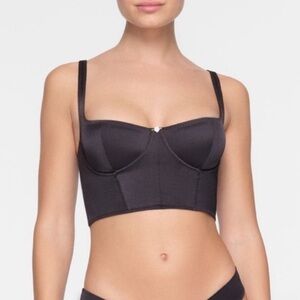 NWOT SKIMS SATIN STRETCH CROPPED BUSTIER IN ONYX XXS